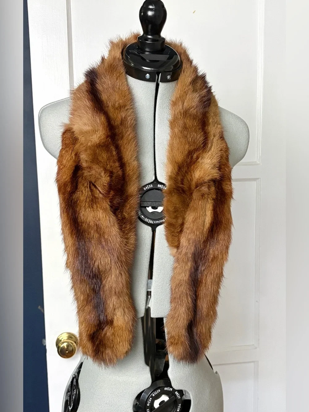 Vintage Real Mink Scarf Collar, silk lined, clips on, brown, 44x4, EUC